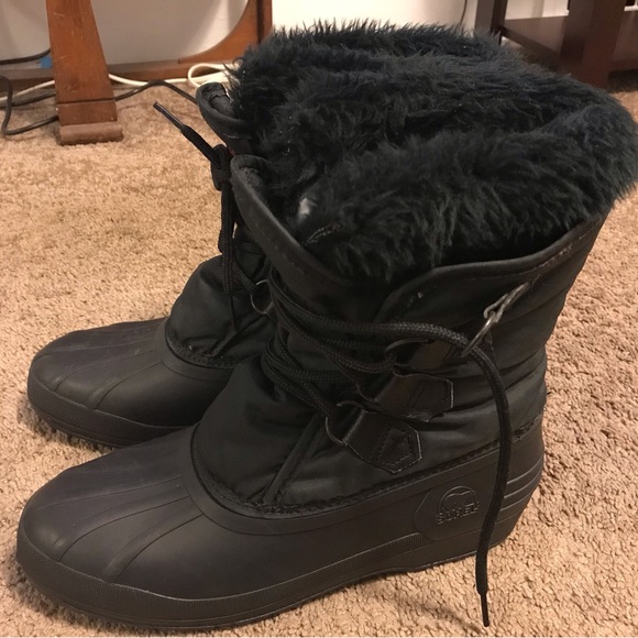 Women's  Sorel Black Winter Boots - Picture 8 of 9